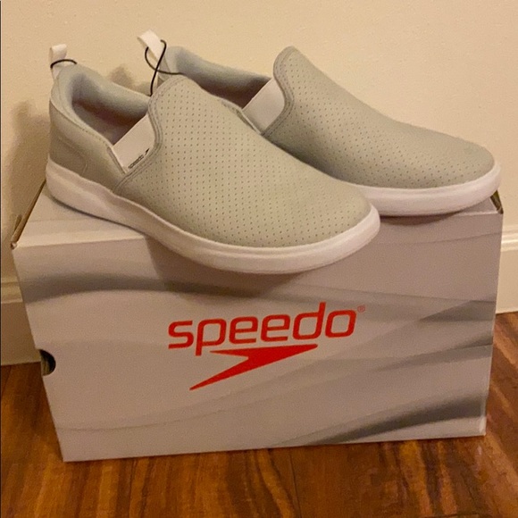 speedo slip on shoes